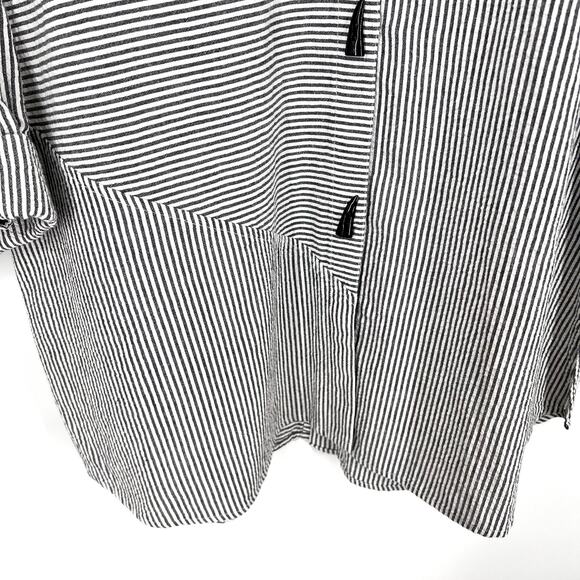 Ali Miles Sz XL Wearable Art to Wear White Gray Abstract Blouse Shirt Top Artsy - Picture 8 of 10